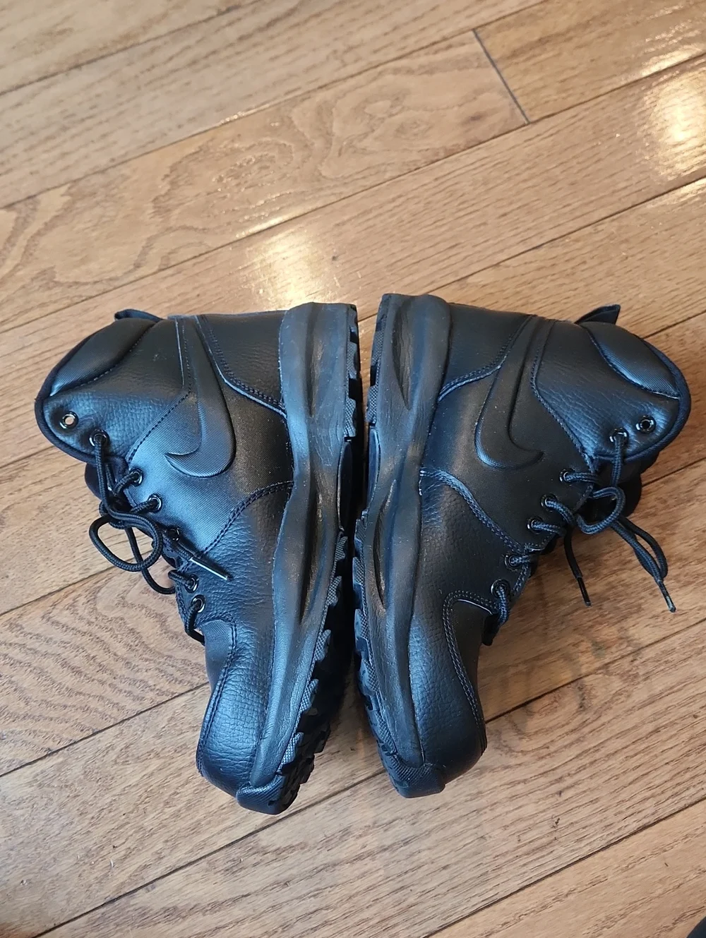 Nike Manoa Boots, Size 7